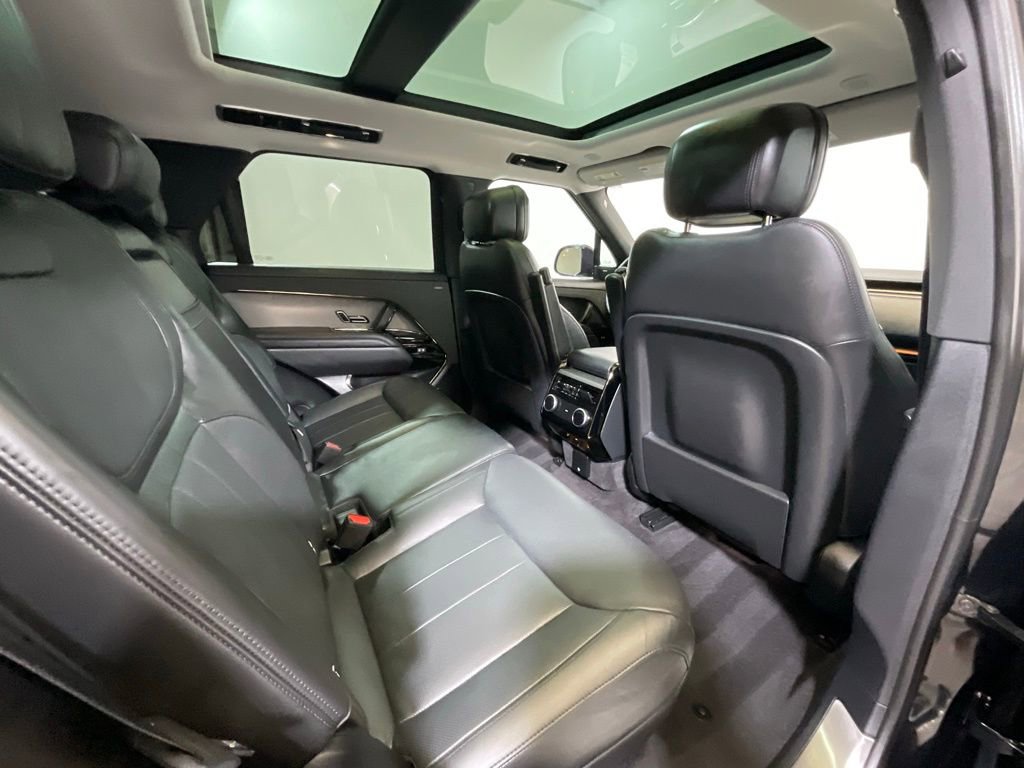Used 2023 Land Rover Range Rover Sport SE image 38