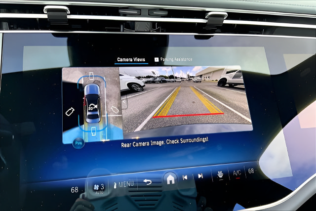 Used 2025 Mercedes-Benz E 350 Sedan image 13