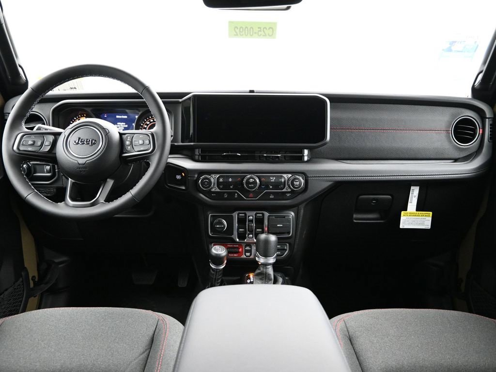 Certified 2025 Jeep Wrangler Unlimited Rubicon w/ Technology Group image 20