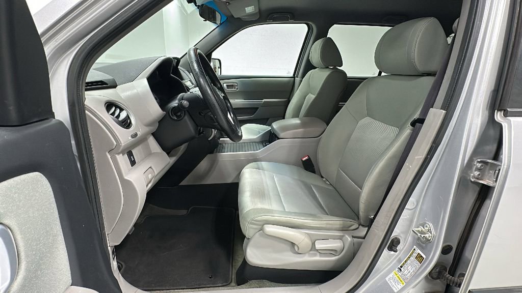 Used 2015 Honda Pilot LX image 7