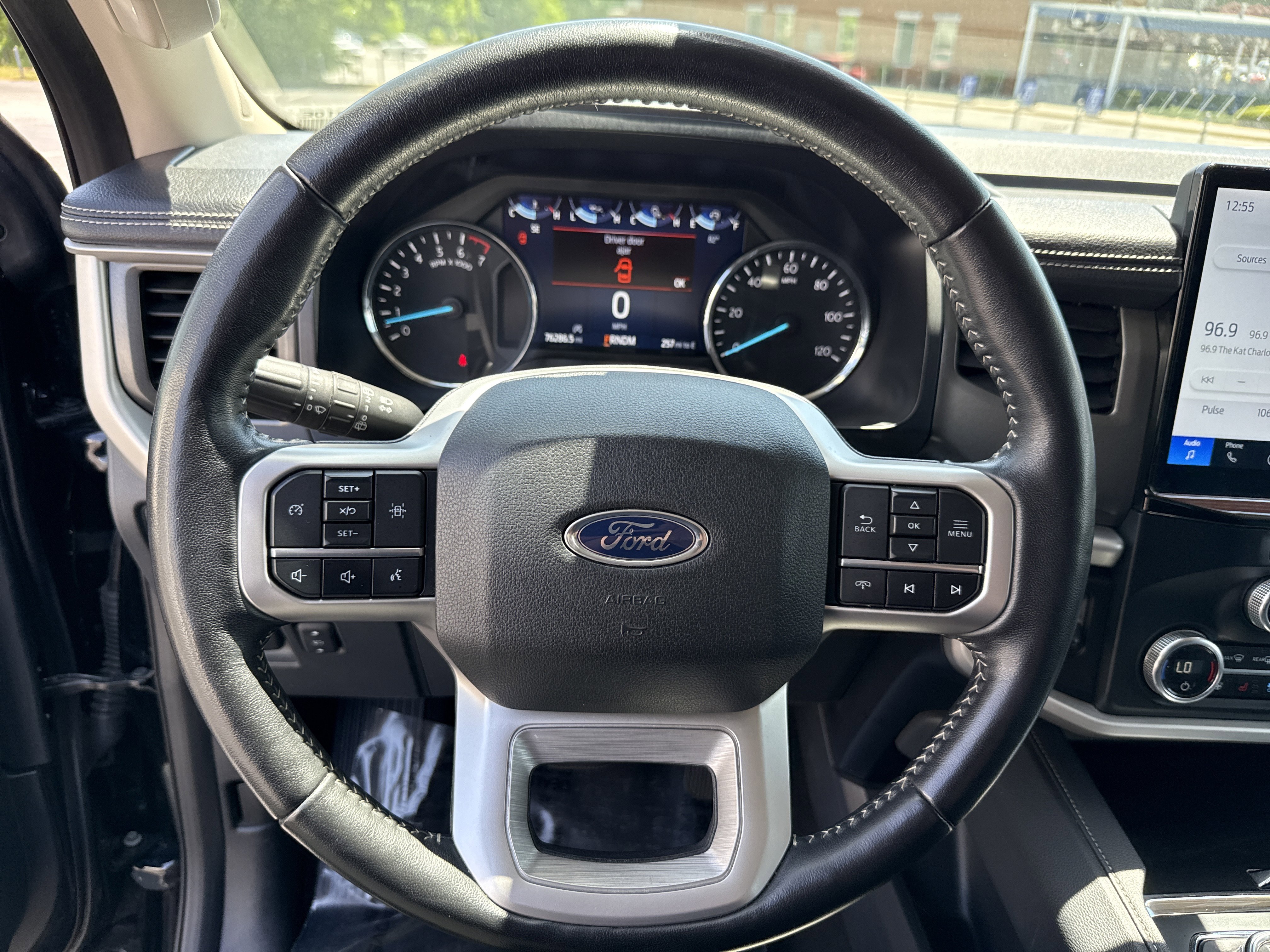 Used 2024 Ford Expedition Max XLT AWD/4WD image 18
