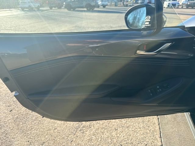 Used 2025 MAZDA MX-5 Miata RF Grand Touring image 10