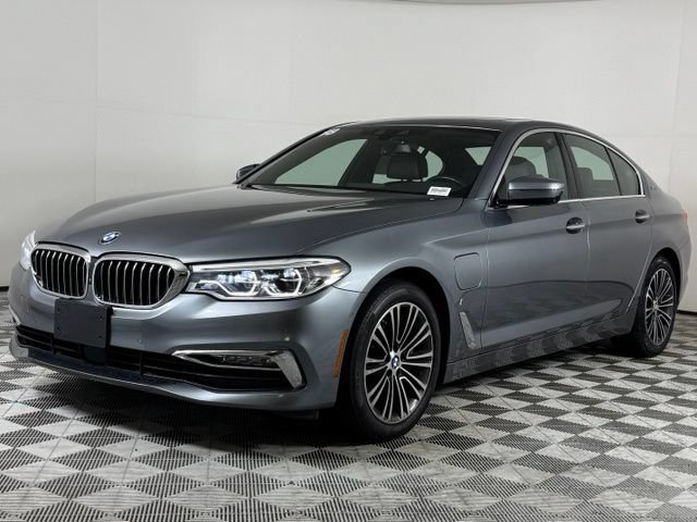 Used 2018 BMW 530e xDrive AWD/4WD image 2