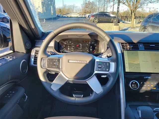 New 2025 Land Rover Discovery Dynamic SE AWD/4WD image 28