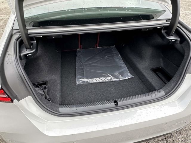 Used 2026 BMW 530i xDrive w/ Premium Package image 16