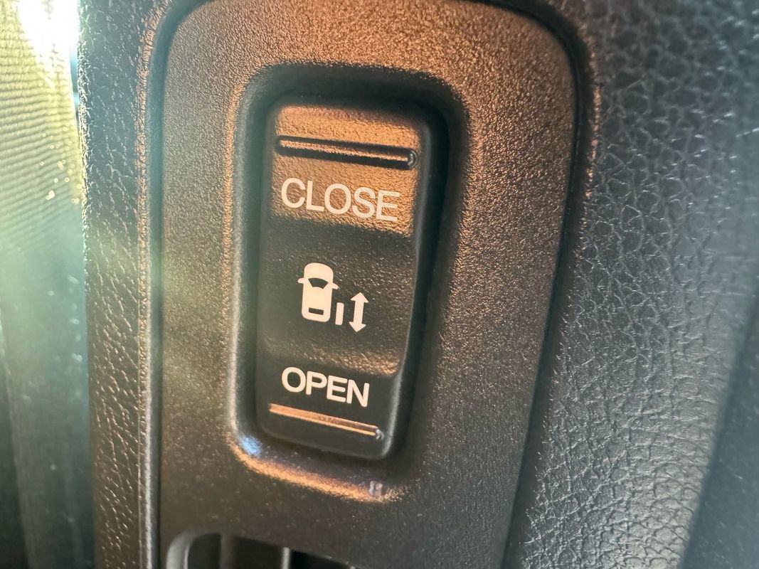 Used 2024 Honda Odyssey EX-L image 34