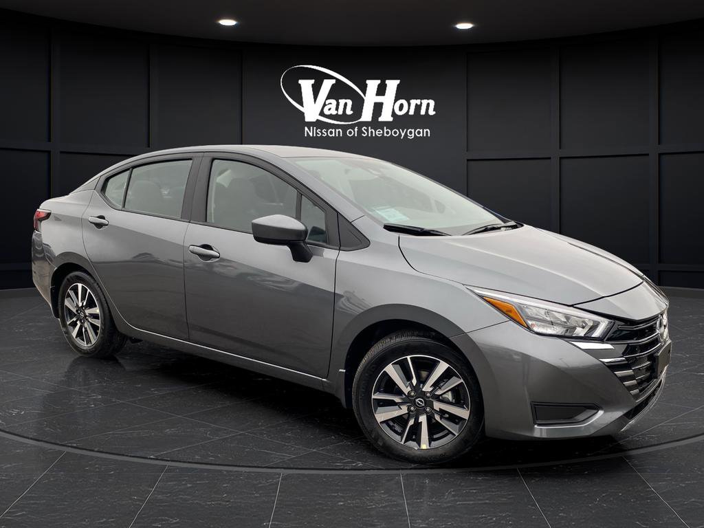 New 2025 Nissan Versa SV w/ Trunk Package