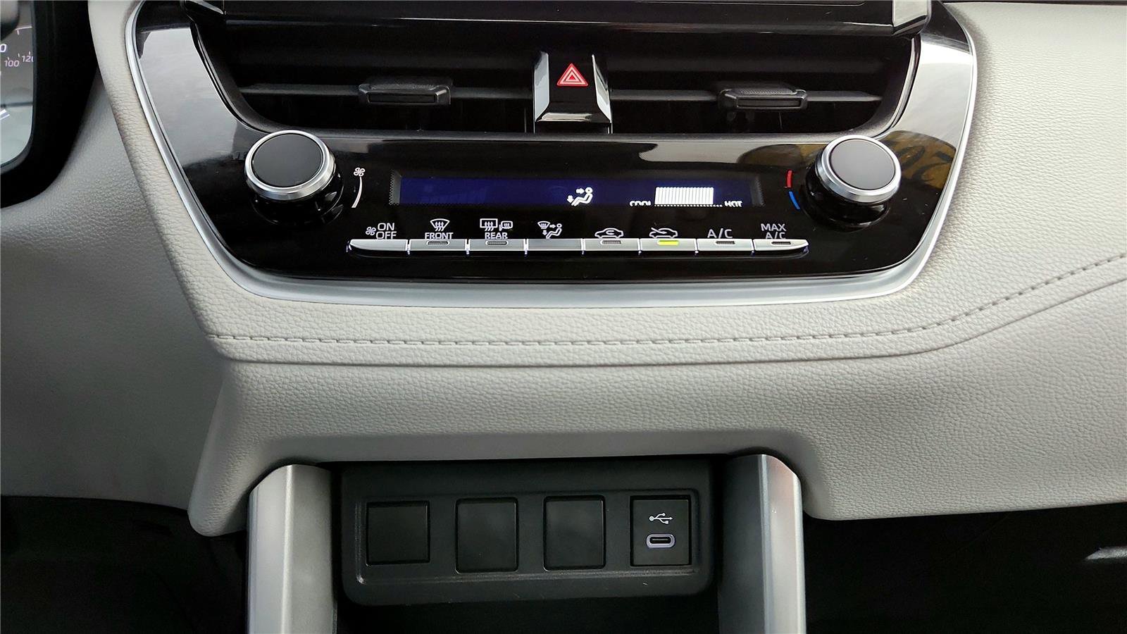 Certified 2023 Toyota Corolla Cross L image 38