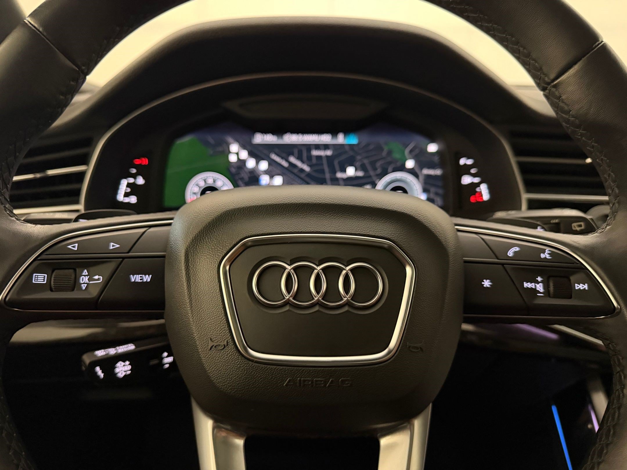 Used 2023 Audi Q7 2.0T Premium Plus w/ Premium Plus Package AWD/4WD image 11