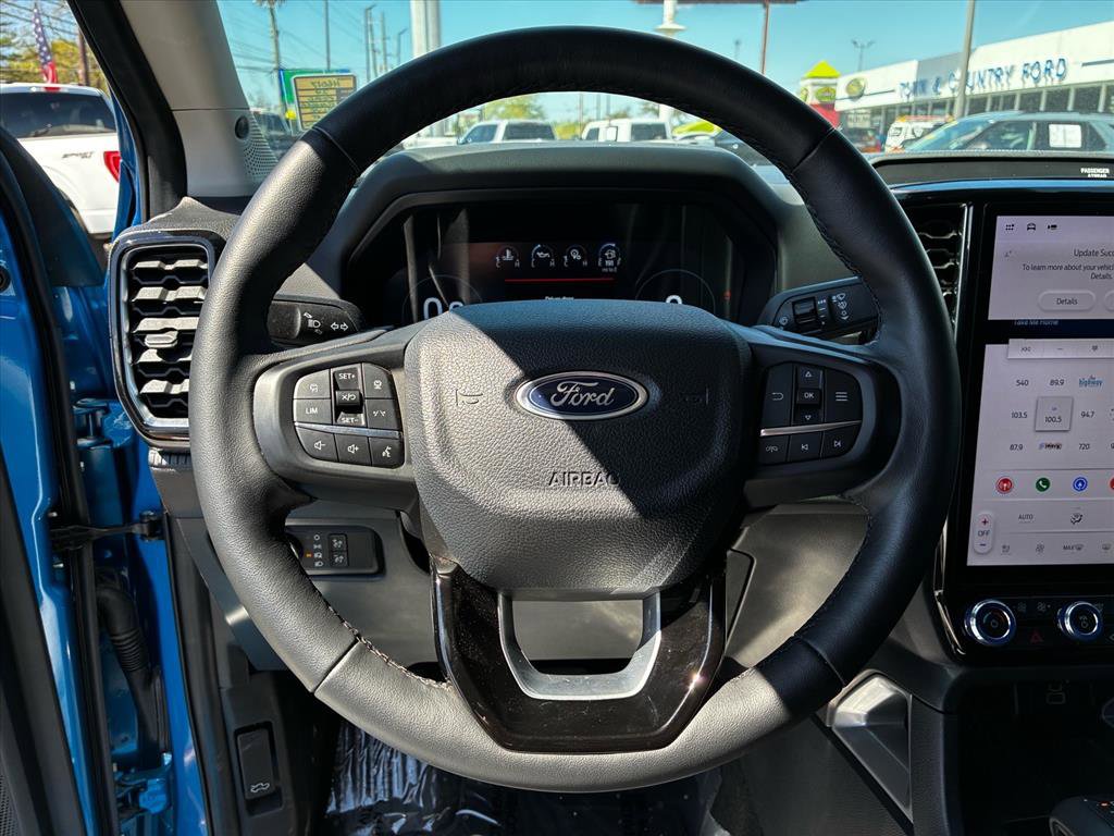 Used 2024 Ford Ranger Lariat w/ Advanced Towing Package image 10