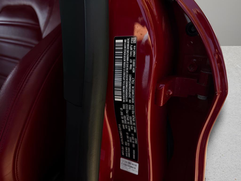 Used 2022 Alfa Romeo Stelvio Veloce image 32