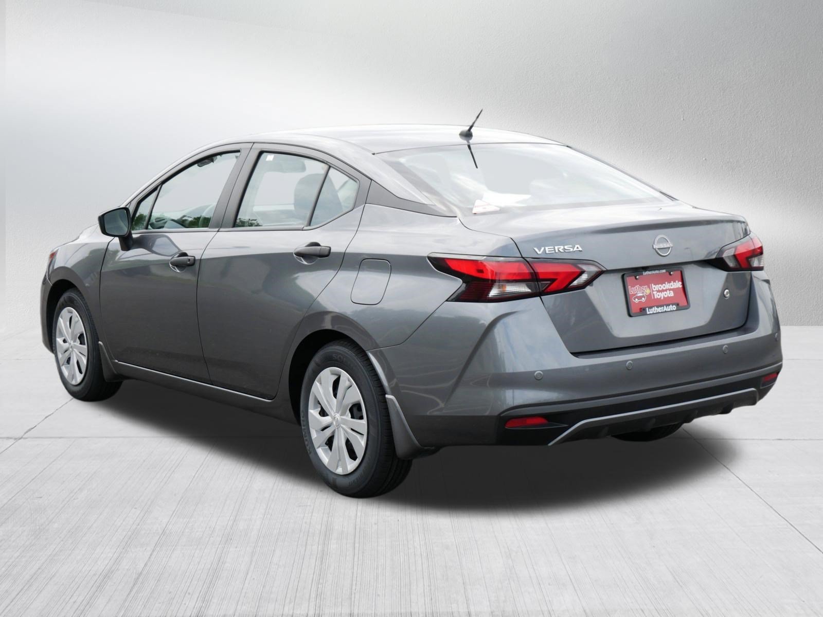 Used 2024 Nissan Versa S w/ Trunk Package FWD image 5