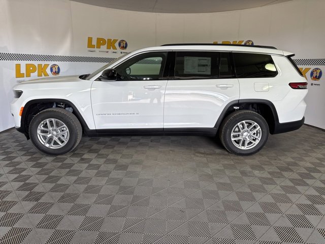 New 2025 Jeep Grand Cherokee L Laredo image 10