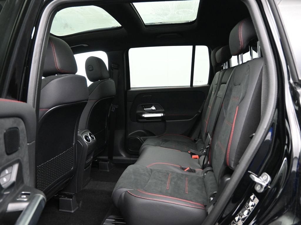 New 2026 Mercedes-Benz GLB 250 4MATIC image 24