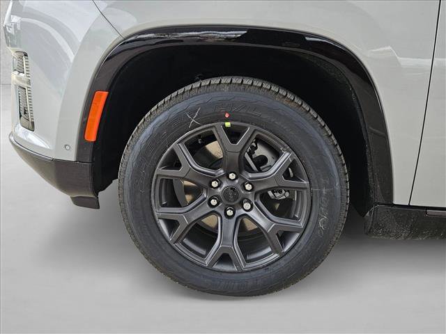 New 2026 Jeep Grand Wagoneer L Limited w/ Premium Group II image 10
