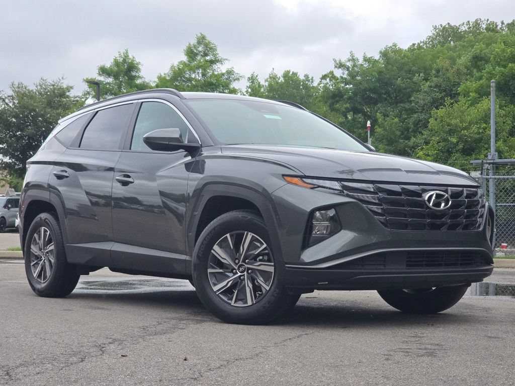 Used 2024 Hyundai Tucson Blue AWD/4WD image 2