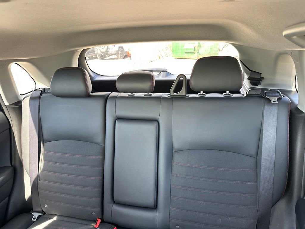 Used 2025 Mitsubishi Outlander Sport SE AWD/4WD image 47