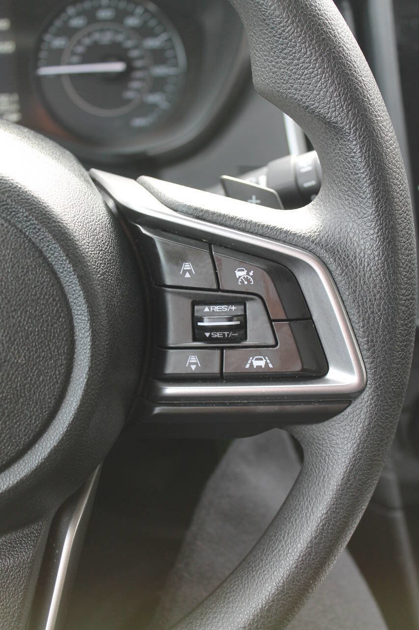 Used 2017 Subaru Impreza 2.0i Premium image 26