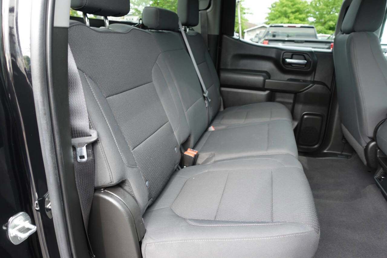 Used 2021 Chevrolet Silverado 1500 Custom w/ Safety Confidence Package AWD/4WD image 29