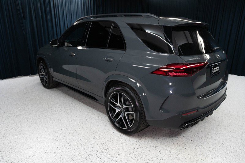 New 2026 Mercedes-Benz GLE 63 AMG S image 7
