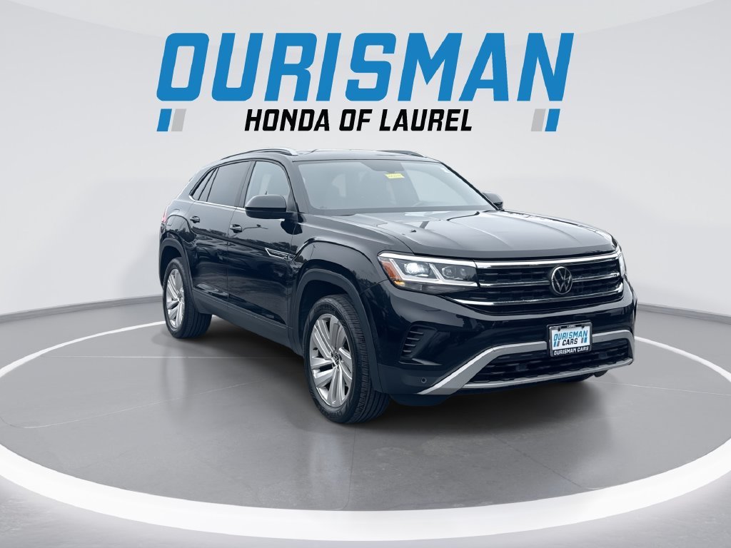Used 2020 Volkswagen Atlas Cross Sport SE w/ Panoramic Sunroof Package AWD/4WD image 2