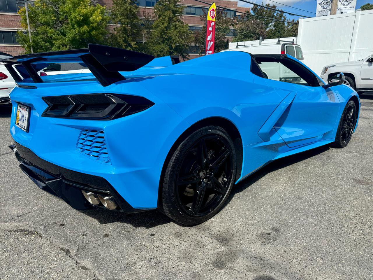 Used 2023 Chevrolet Corvette Stingray Convertible w/ Z51 Performance Package image 5