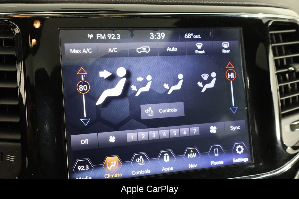 Used 2020 Jeep Grand Cherokee Altitude image 32