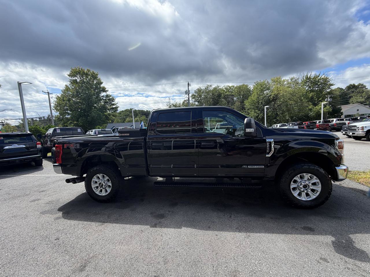 Used 2020 Ford F250 XLT w/ FX4 Off-Road Package AWD/4WD image 4