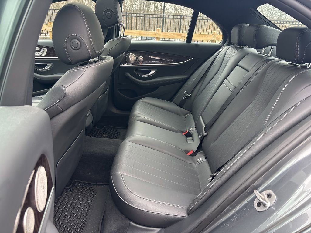 Used 2023 Mercedes-Benz E 450 4MATIC Sedan image 8