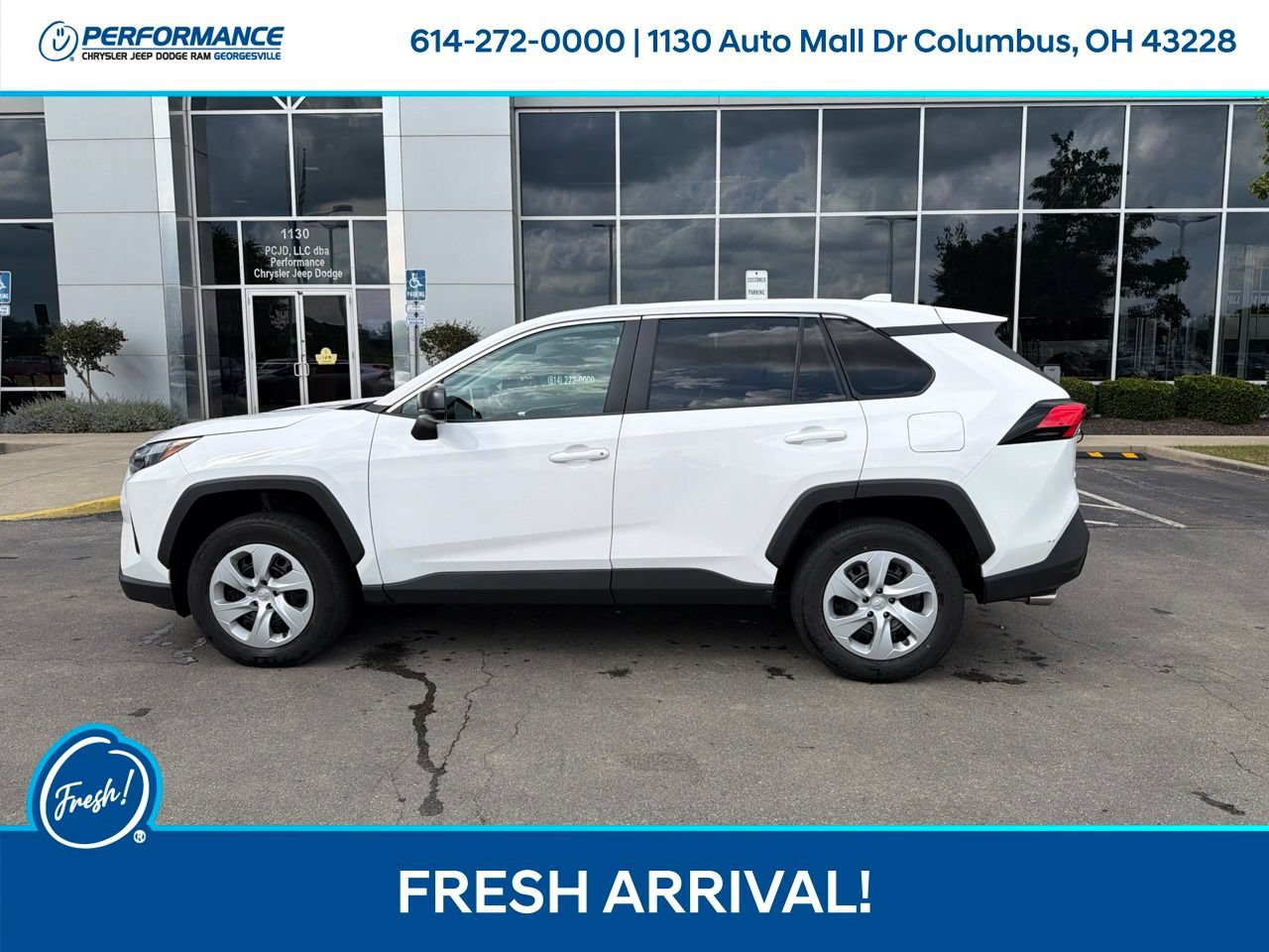 Used 2025 Toyota RAV4 LE AWD/4WD image 6