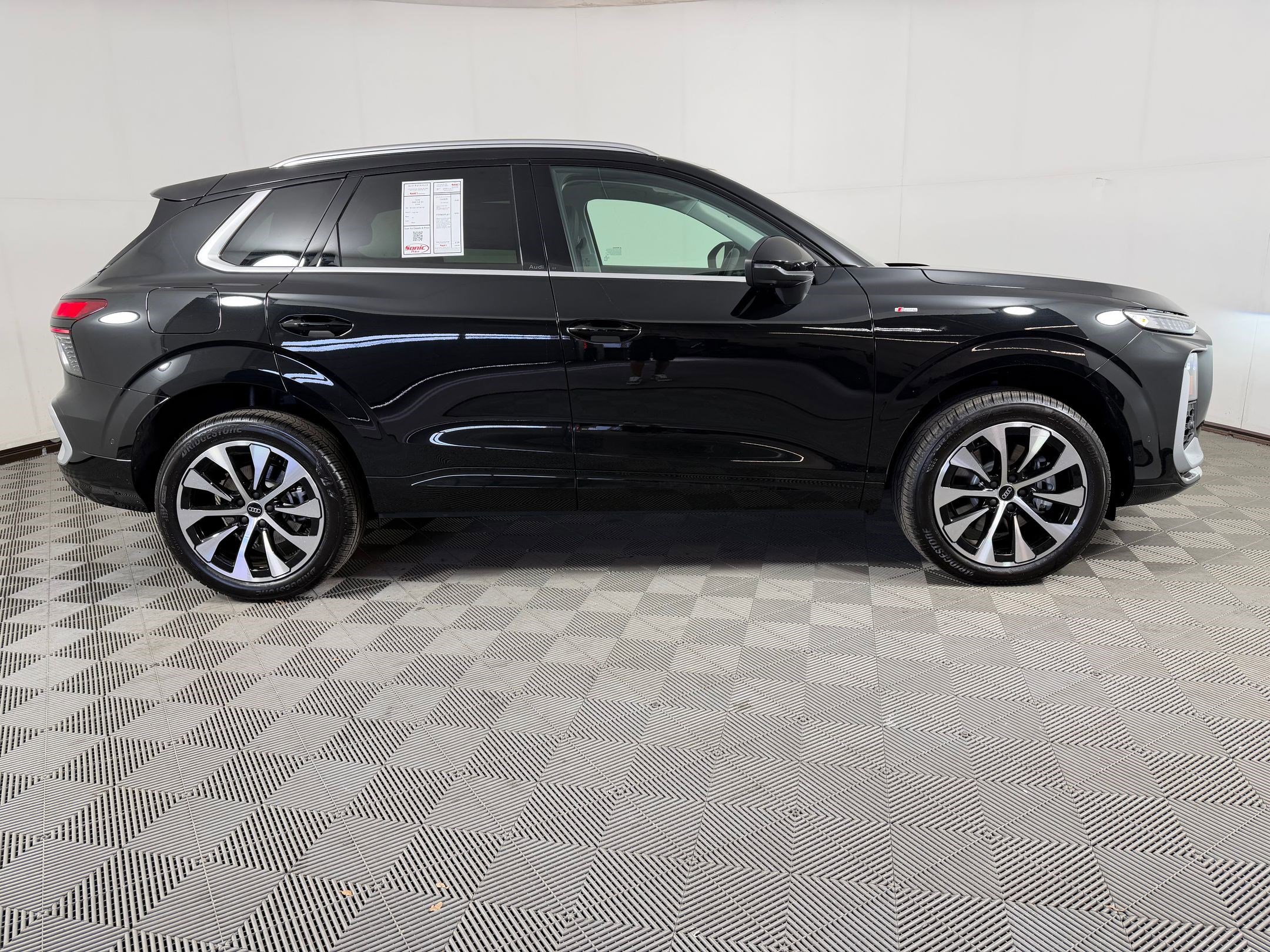 New 2026 Audi Q3 quattro 2.0T image 8