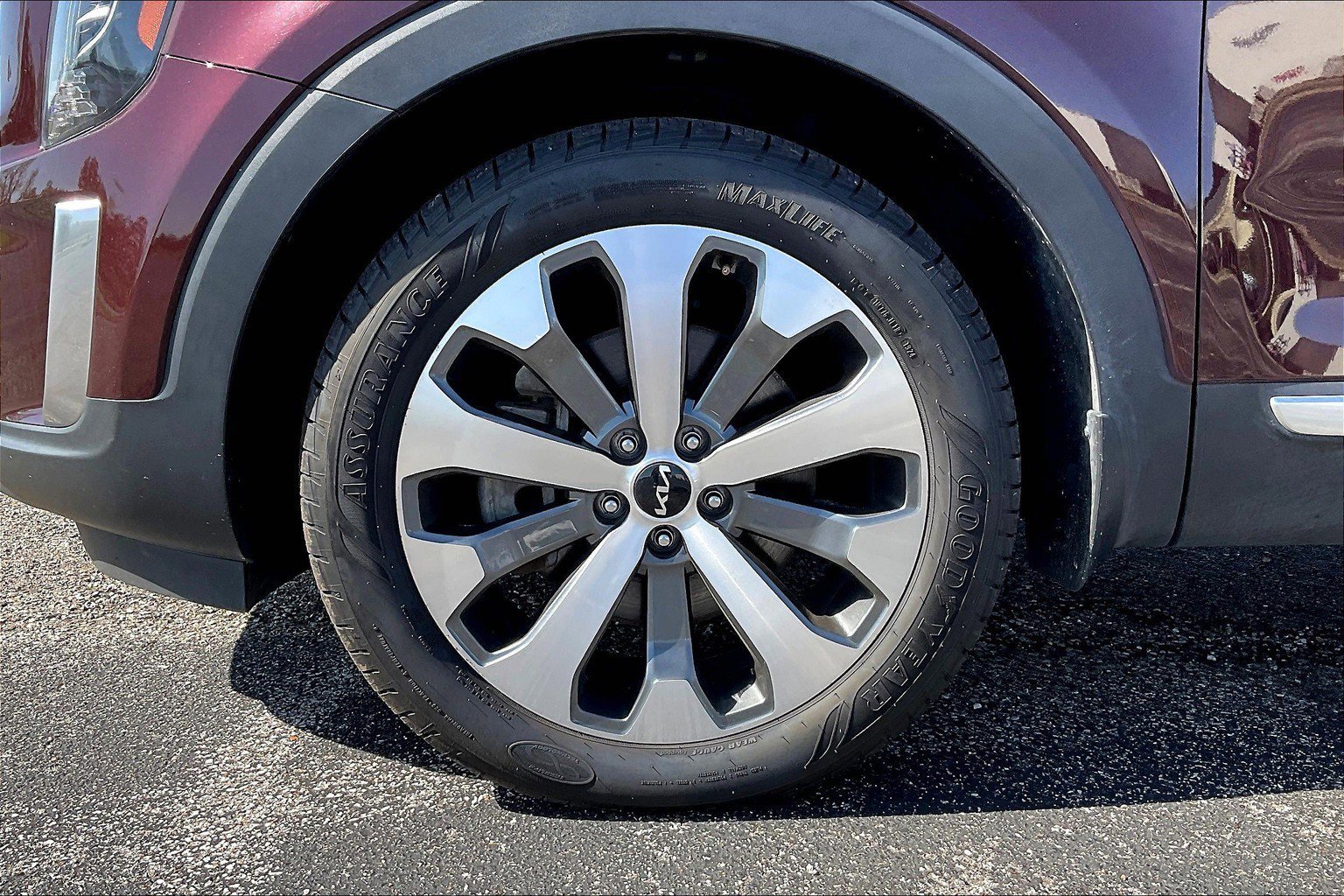 Used 2022 Kia Telluride S image 9