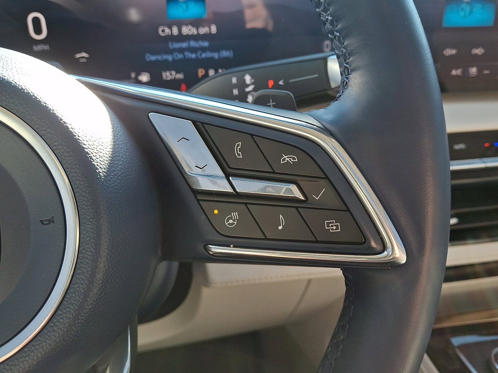 Certified 2025 Buick Enclave Avenir w/ Super Cruise Package image 22