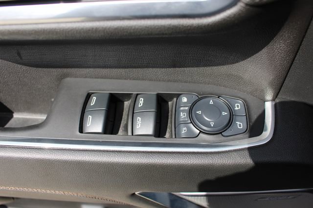 Used 2024 Chevrolet Silverado 3500 High Country w/ High Country Premium Package image 39