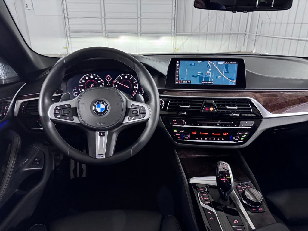 Used 2019 BMW M550i xDrive AWD/4WD image 25