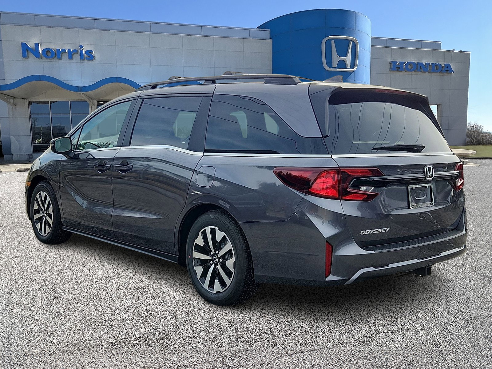 New 2026 Honda Odyssey EX-L image 3