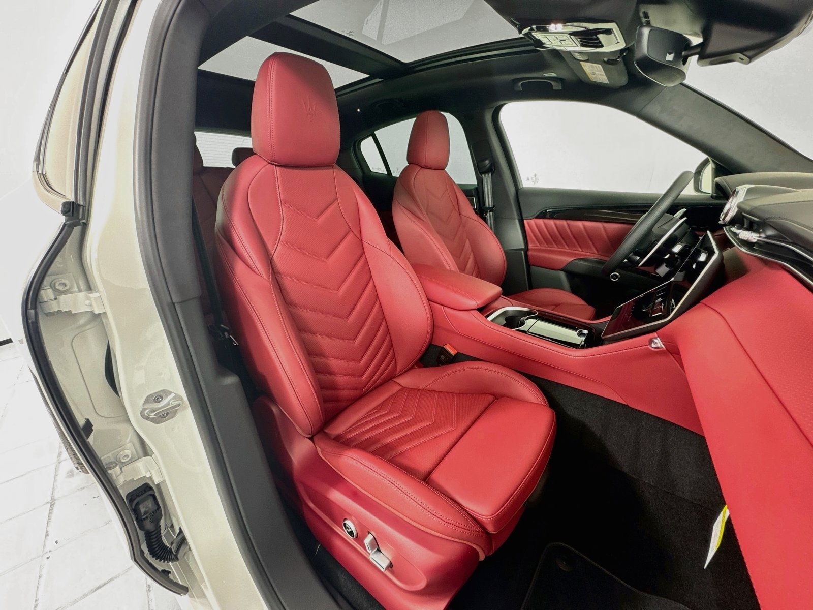 New 2026 Maserati Grecale Modena AWD/4WD image 28