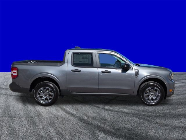 New 2026 Ford Maverick XLT w/ XLT Luxury Package FWD image 3