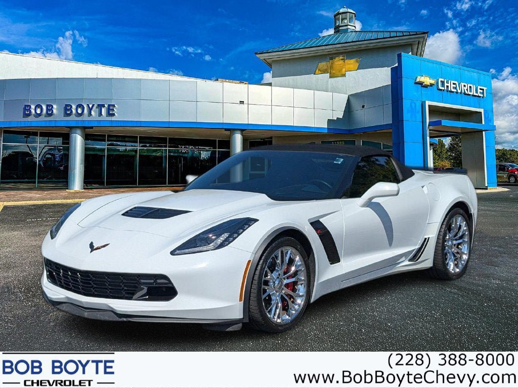 Used 2015 Chevrolet Corvette Z06 w/ 3LZ Preferred Equipment Group RWD image 1