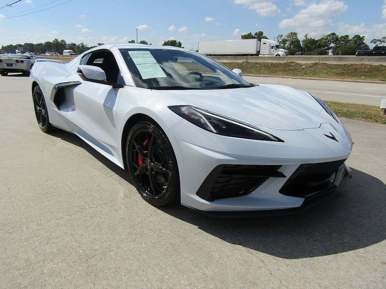 Used 2020 Chevrolet Corvette Stingray Preferred Cpe w/ 2LT Preferred Equipment Group image 3