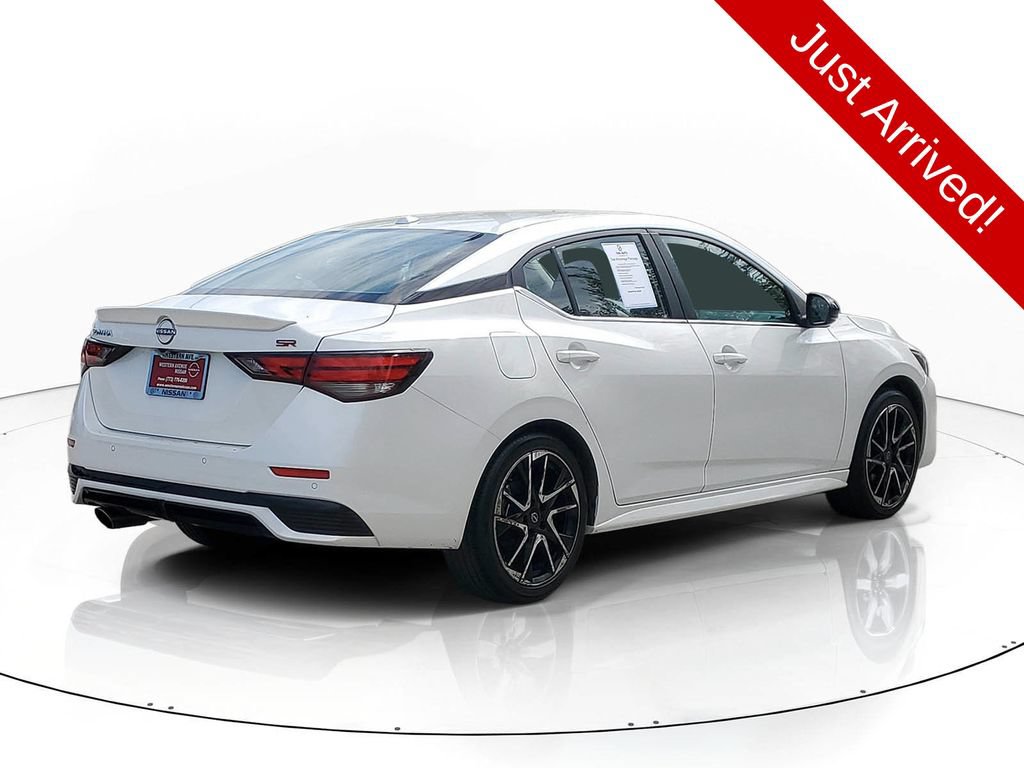 Used 2024 Nissan Sentra SR FWD image 4