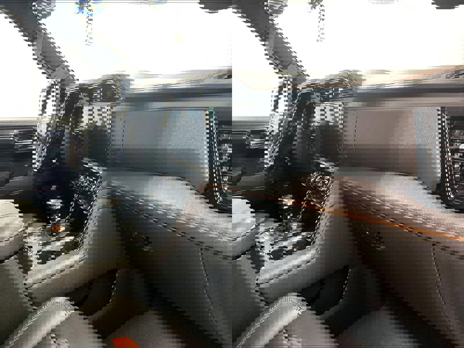 Used 2024 GMC Sierra 1500 AT4 w/ Technology Package image 14