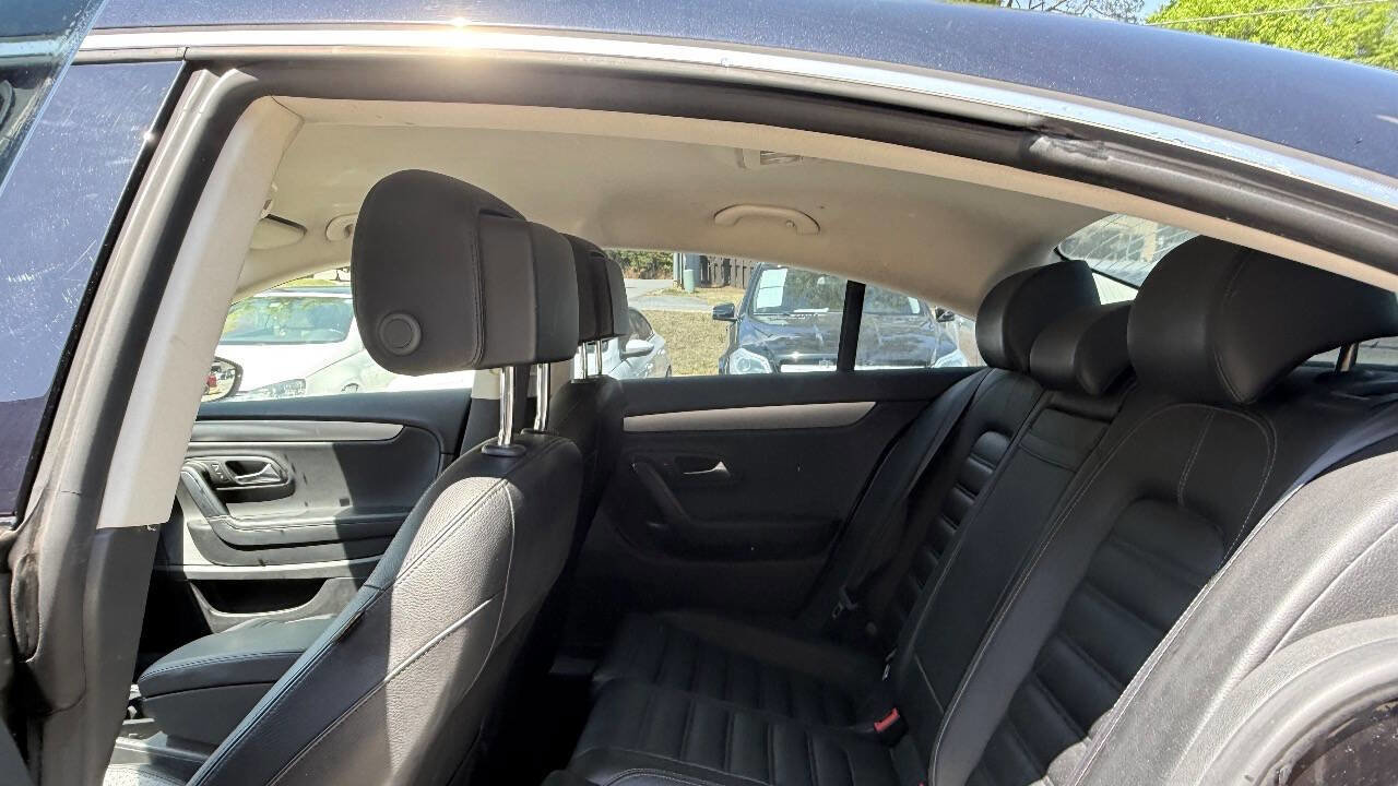 Used 2014 Volkswagen CC R-Line image 41
