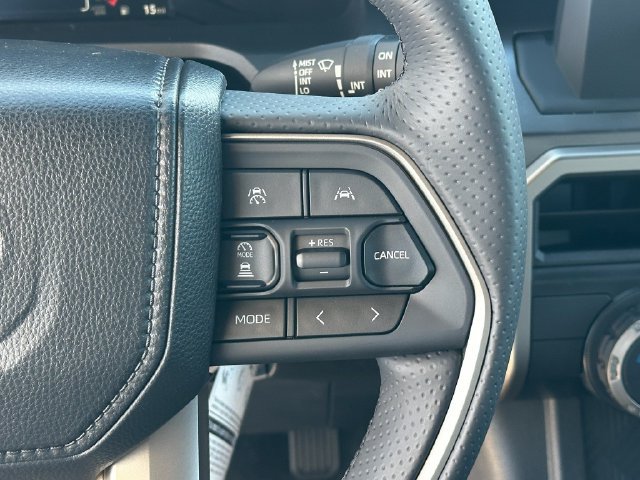 Certified 2025 Toyota 4Runner SR5 AWD/4WD image 13