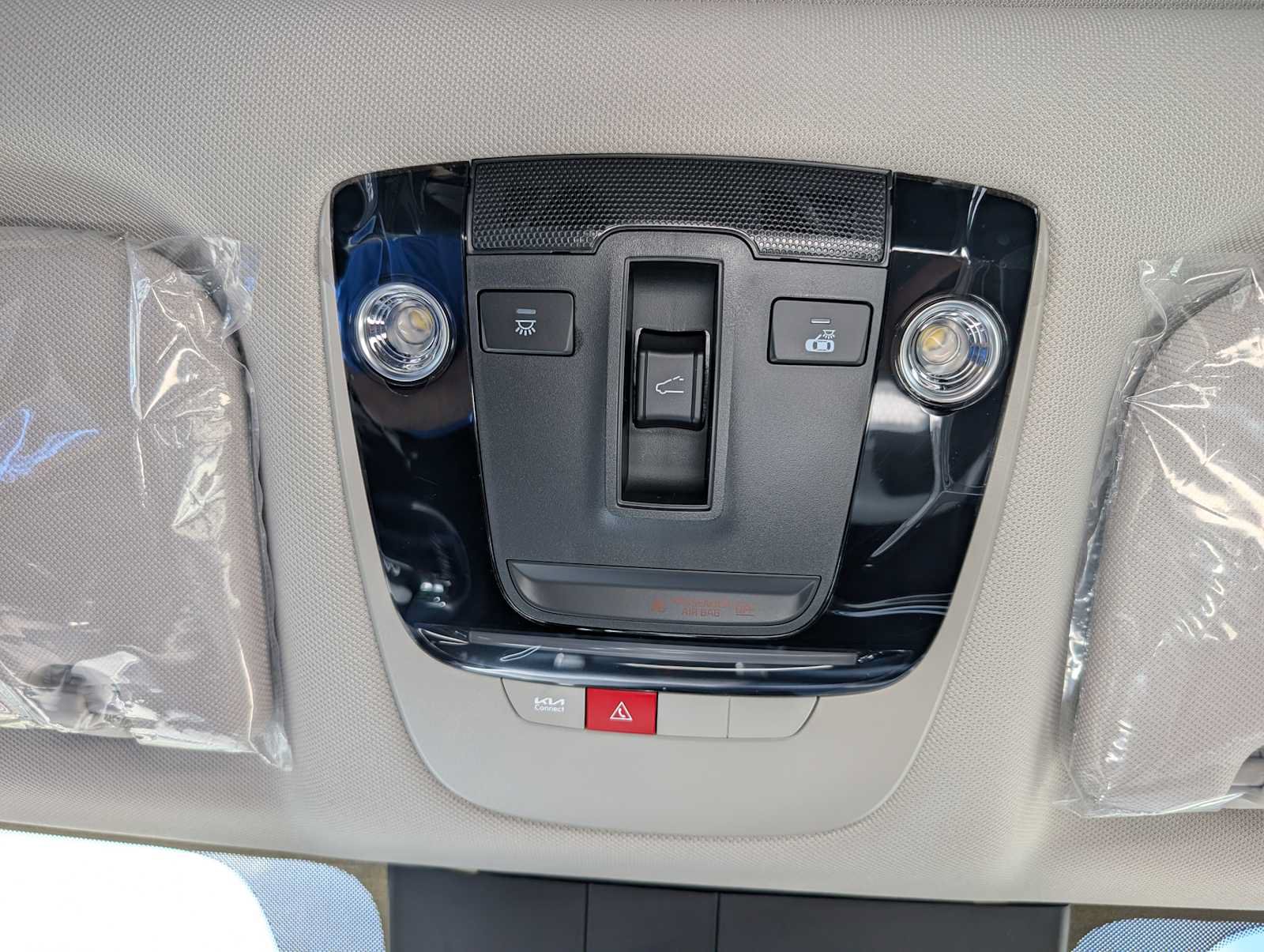 New 2026 Kia Sorento S AWD/4WD image 32