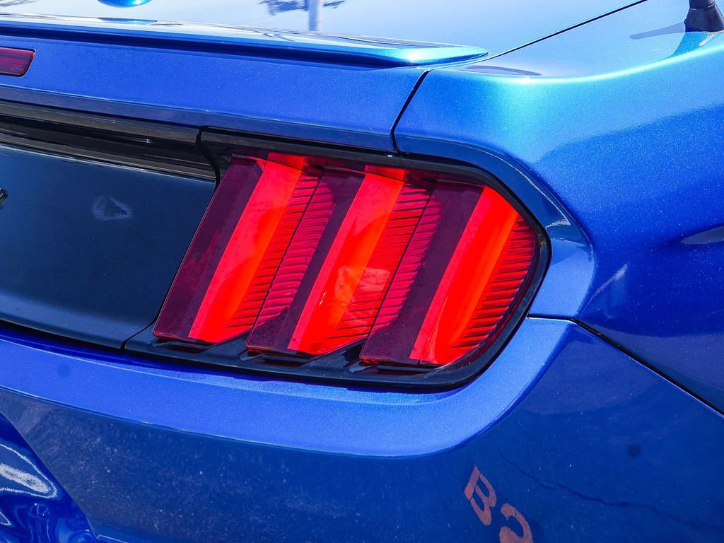 Used 2017 Ford Mustang Premium RWD image 7