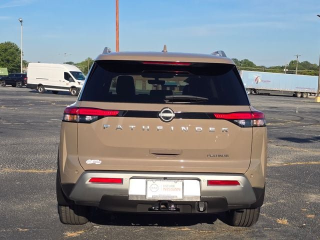 Certified 2025 Nissan Pathfinder Platinum w/ Cargo Package FWD image 4