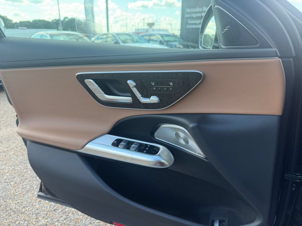 New 2027 Mercedes-Benz E 350 4MATIC Sedan image 16