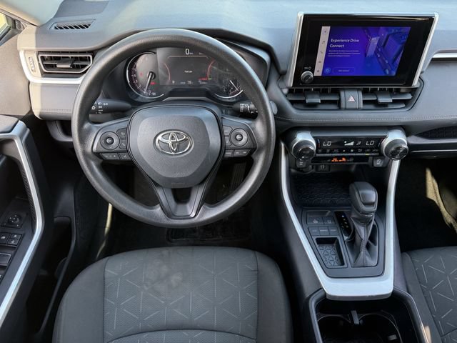 Used 2024 Toyota RAV4 XLE FWD image 12