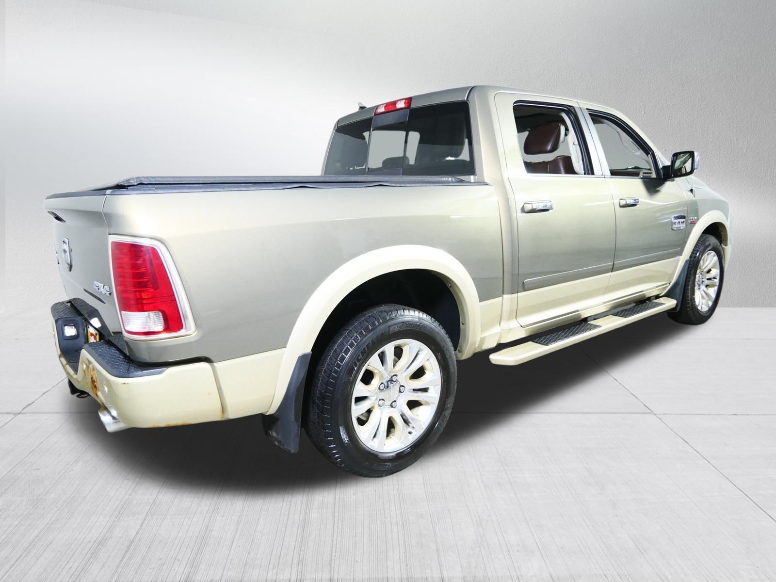 Used 2015 RAM 1500 Laramie Longhorn w/ Convenience Group AWD/4WD image 7